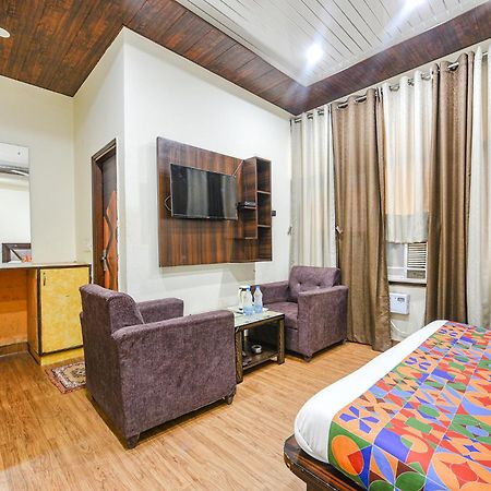 Fabhotel Royal Inn Chandīgarh Eksteriør bilde