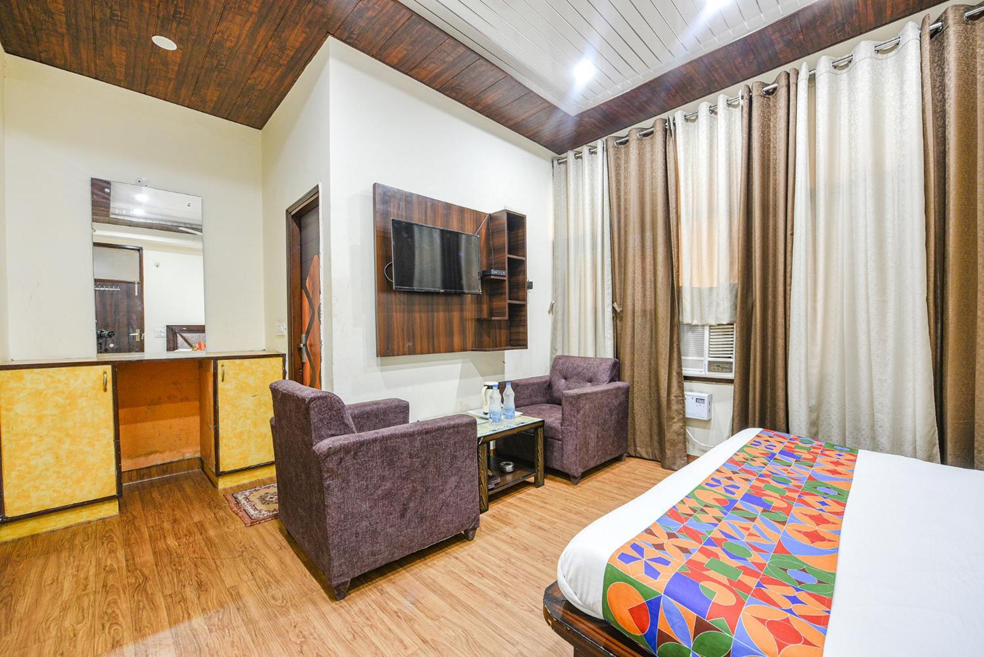 Fabhotel Royal Inn Chandīgarh Eksteriør bilde