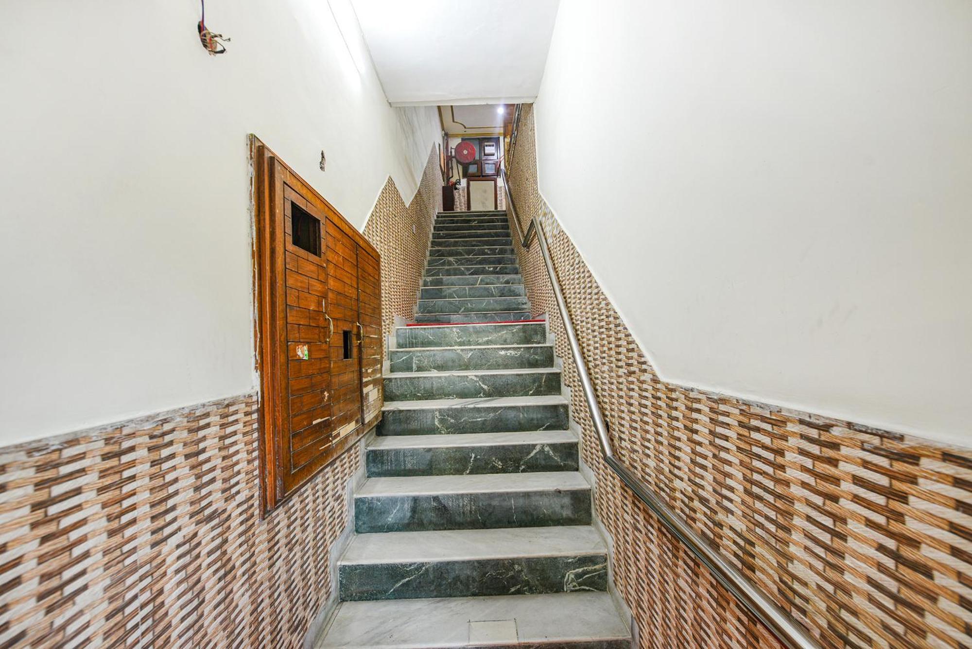 Fabhotel Royal Inn Chandīgarh Eksteriør bilde
