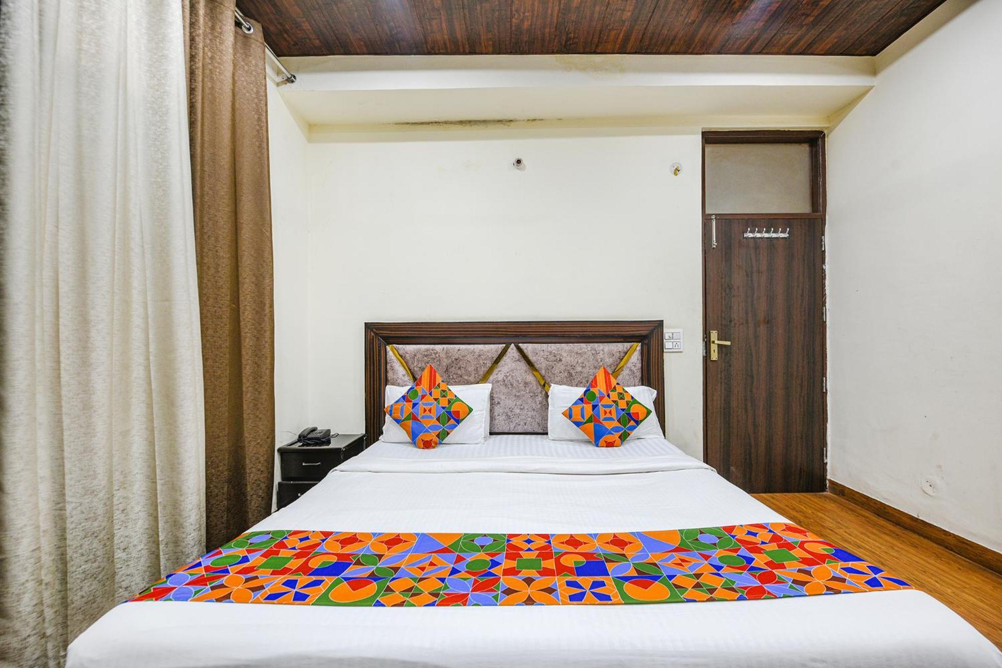 Fabhotel Royal Inn Chandīgarh Eksteriør bilde