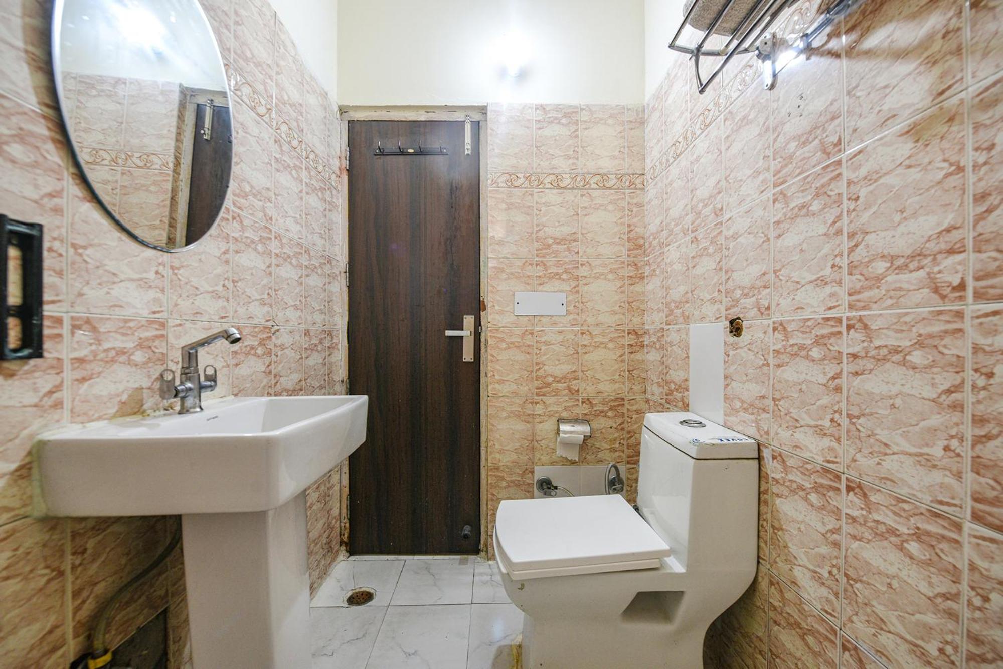 Fabhotel Royal Inn Chandīgarh Eksteriør bilde
