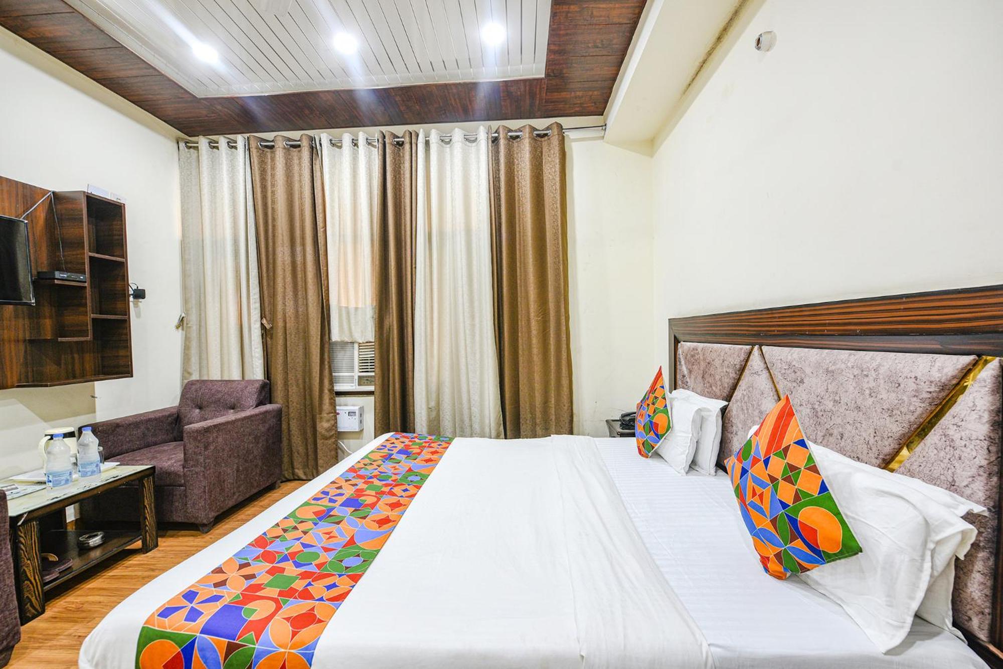 Fabhotel Royal Inn Chandīgarh Eksteriør bilde