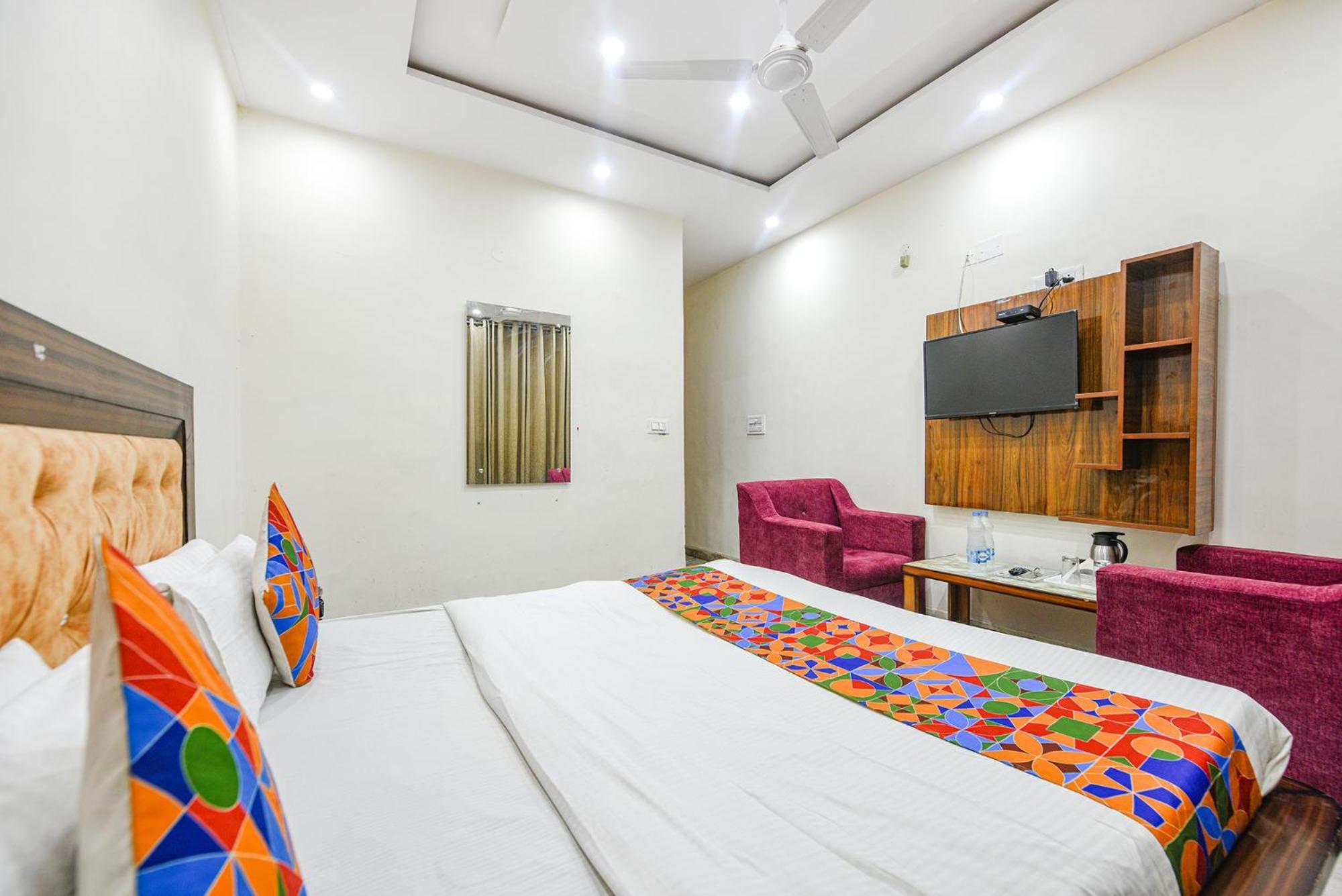Fabhotel Royal Inn Chandīgarh Eksteriør bilde